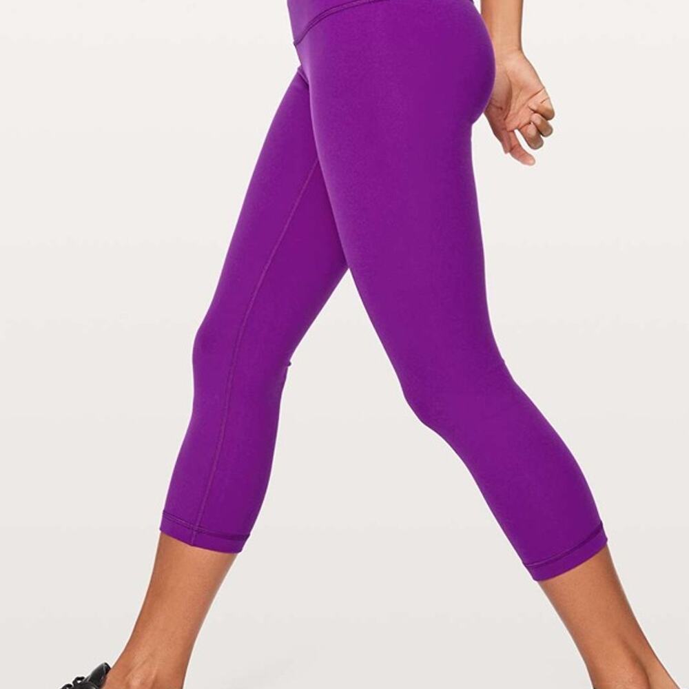 Lululemon Wunder Under Crop III 21 Full On Luon Tender Violet Purple Size 4